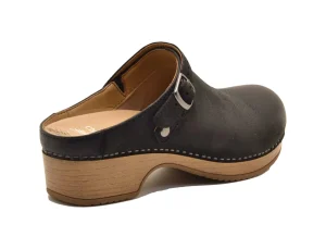 9421-101600 BERRY BURNISHED BLACK NERO