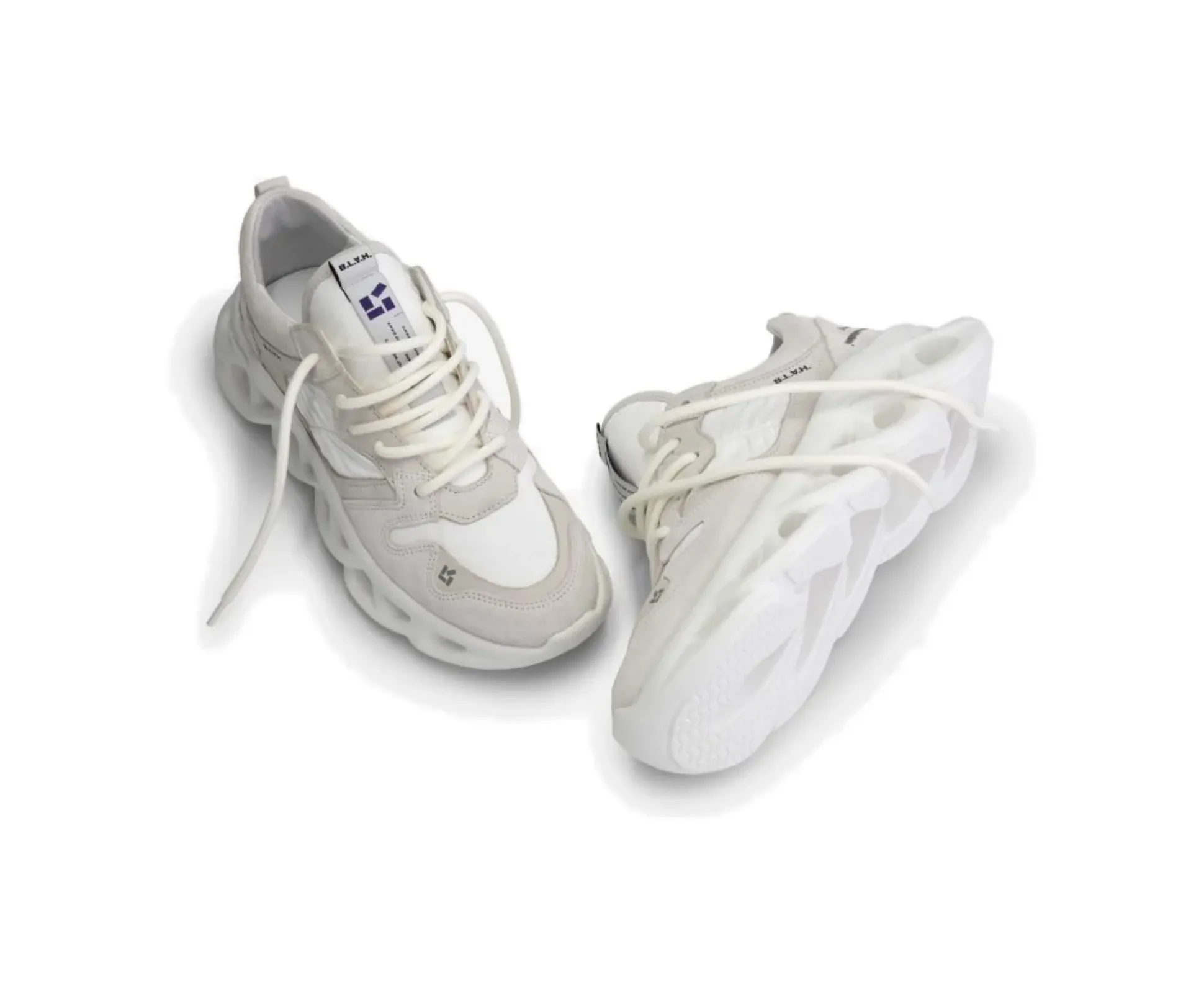 cassandra_white_1.webp CASSANDRA WHITE
