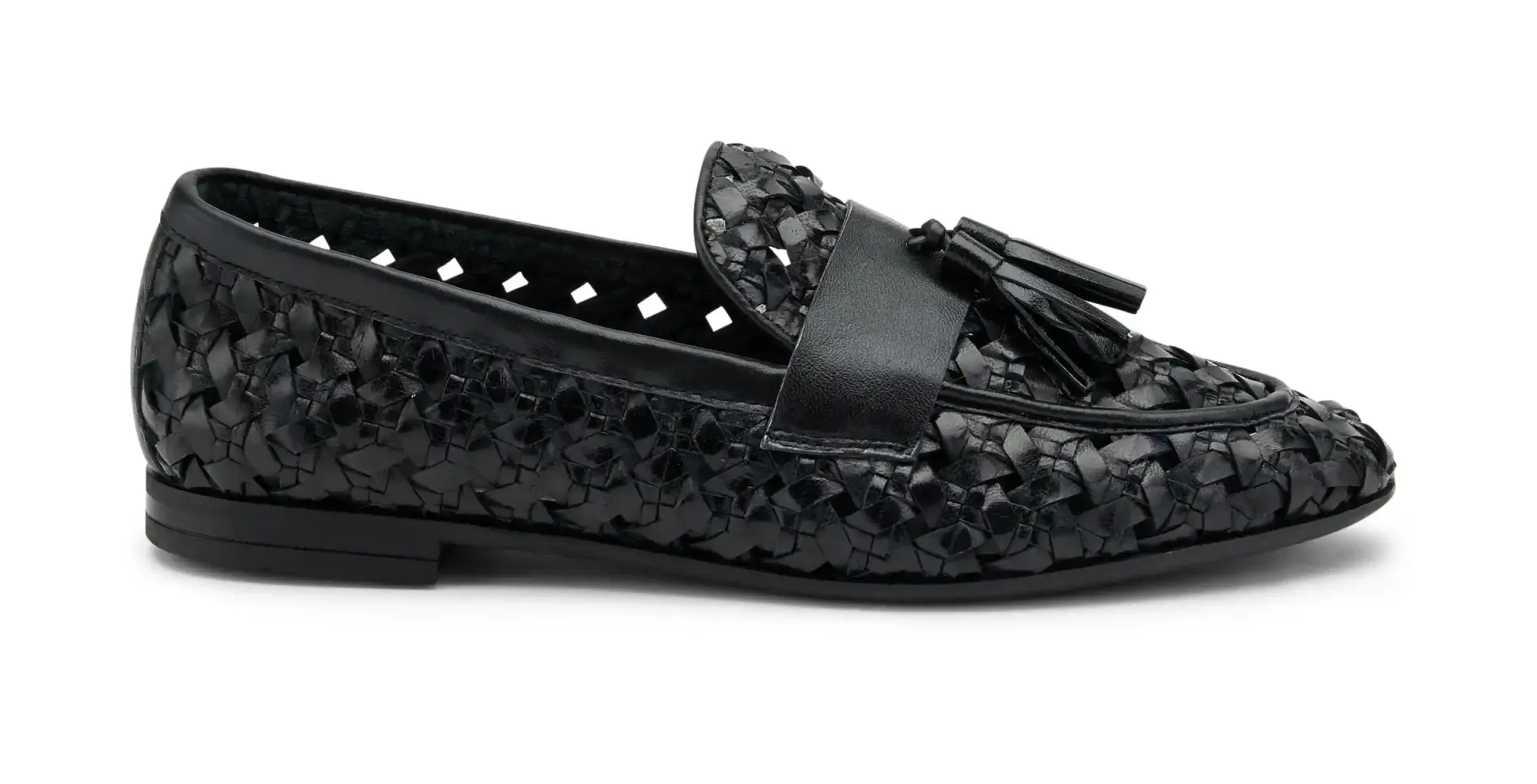 mocassino_in_pelle_intrec_0-1.webp MOCASSINO IN PELLE INTRECCIATA CON NAPPINA NERO 95F6